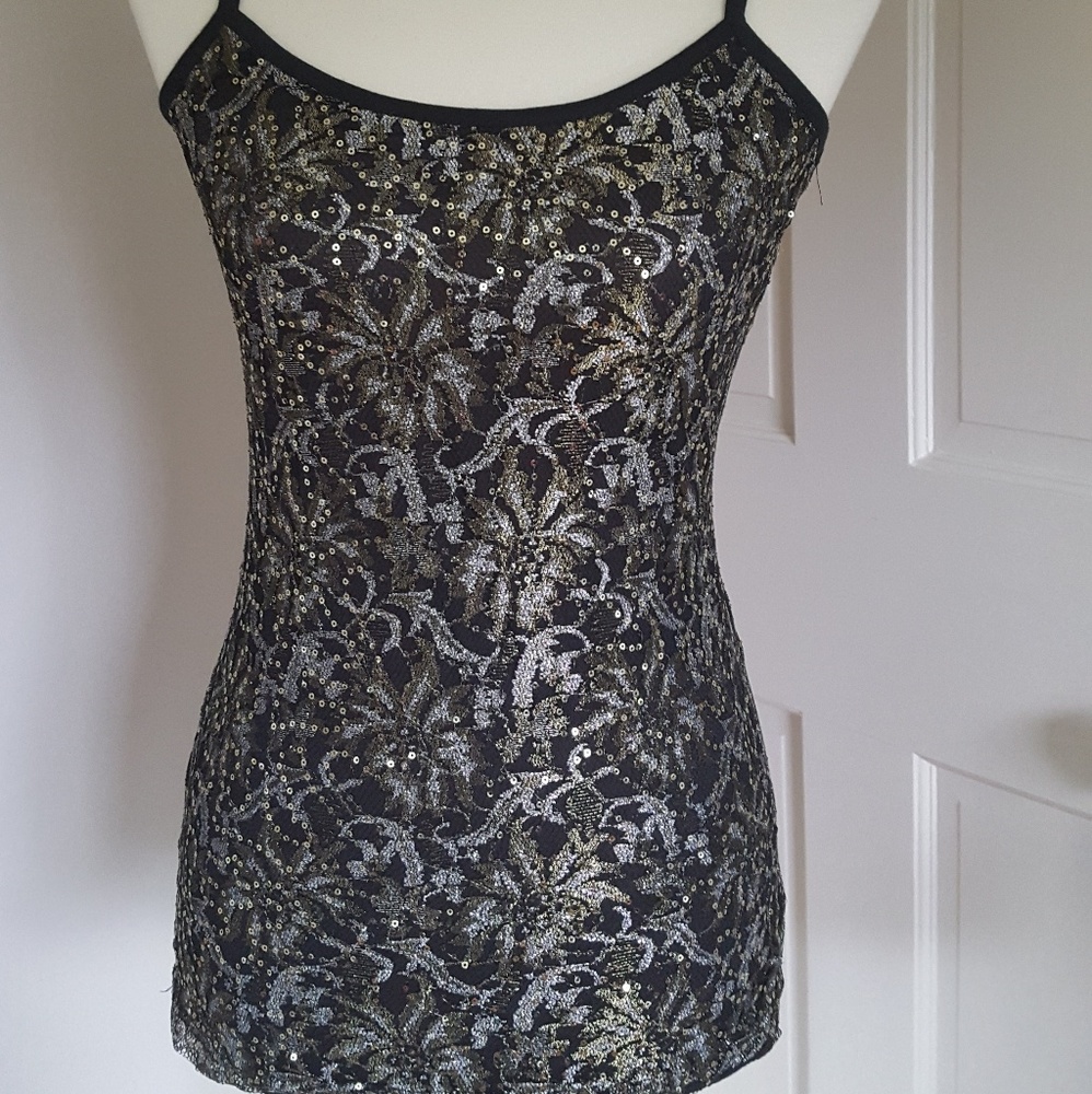 NWOT Disco Tank top with lace and sequins.